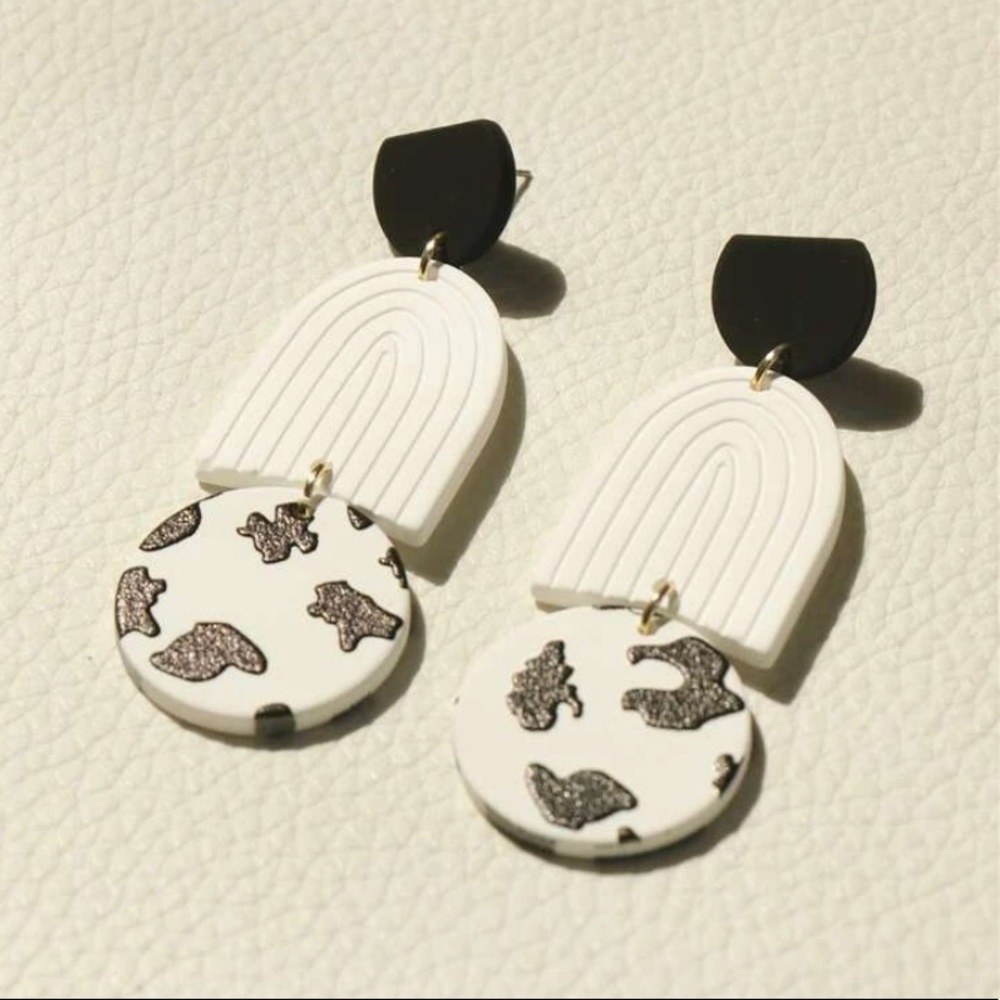 Geometric Cute Black & White Drop Earrings - Picture 3 of 5